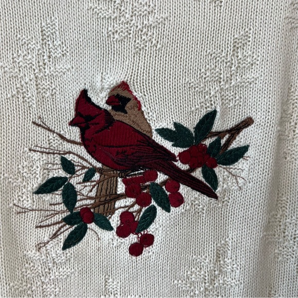 Red cardinal sweater center appliqué ribbed crewneckh hem and cuff snowf… - Picture 4 of 10
